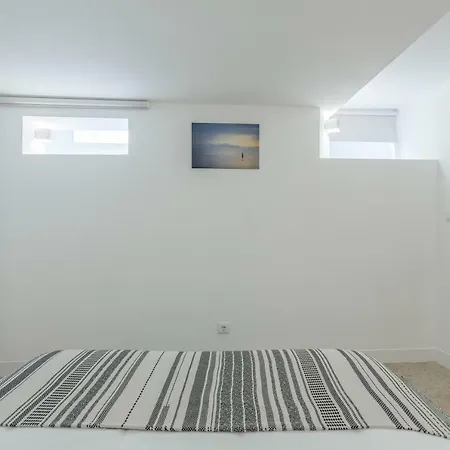 Renovated Typical Baixa Apartment, By Timecooler アパート